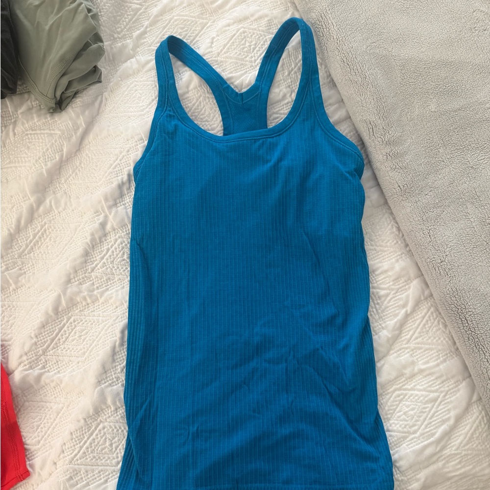 Ebb to Street Tank Top
Light Support, B/C Cup